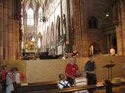 Bauwand vor dem Altarraum im M�nster am 6.7.2006
