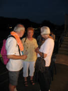 ieter Purschke vom Sozialamt, Juditha Brauer von "Freunde von der 