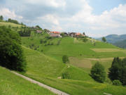 Blick nach Norden vom Sr��chen runter nach Mambach auf Pfaffenberg am 13.6.2006
