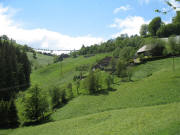 Blick nach Westen von Oberried kommend hoch zum Schauinsland am 2.6.2006