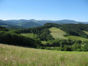 Blick vom Thomasberghof nach S�dosten �bers Rechtenbachtal zum Feldberg
