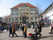 Augustinerplatz am 18.3.2006 - der Frühling kommt endlich