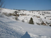 Blick nach Nordwesten zum B�hlhof, dahinter der Poche-Skilift am 20.3.2006