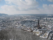 Blick vom Schlossbergturm am 5.3.2006 nach Westen zu Schwabentor und M�nster