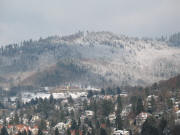 Blick nach Nordosten zum Panorama Mercure Hotel - früher Jägerhäusle und Fuchskopf (561 m)