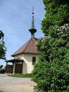 Blick nach Westen zur Ehrentrudiskapelle am 4.5.2006