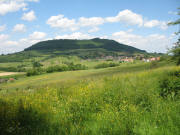 Blick von der B�rglestrasse S�lden nach Westen auf Sch�nberg und Wittnau am 24.5.2006