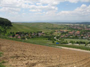 Blick  nach Südwesten über Talhausen zum Batzenberg am 24.5.2006