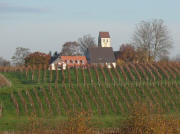 Tele-Blick nach Nordwesten auf Kirche Betberg und Haus der Besinnung (links) am 16.11.2006