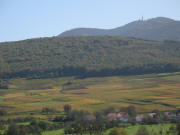 Blick nach Osten �ber Zunzingen und den Rosenberg zum Blauen am 26.10.2006