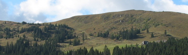 Tele-Blick vom Rinken nach Süden am 5.10.2006 zu Feldberg und zur Baldenweger Hütte