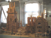 Modell des Freiburger M�nsters mit den Bauarbeiten um 1270/80 im Wentzingerhaus