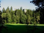 Blick nach Osten zur Ruine Roggenbach am 21.9.2006