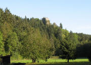 Blick nach S�dosten zur Ruine Steinegg am 21.9.2006