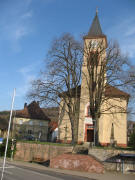 Blick nach Osten zur Kirche in Bollschweil am 10.4.2007