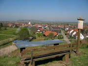 Blick nach Nordwesten �ber K�nigschaffhausen am 15.4.2007