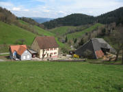 Blick nach Nordosten über den Sohlhof und Rotenhof ins Kleintal am 7.4.2007