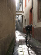 Blick nach Osten in die Pr�senzgasse am 15.8.2007