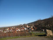 Blick nach Norden über Britzingen bis zum Castellberg am 5.12.2007