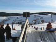 Blick nach S�den �ber den Rodellift zu den Skiliften Rosshang und Poche am 28.12.2007