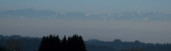 Tele-Blick von Dachsberg nach Südosten zu den Alpen mit Säntis (links) am 21.12.2007
