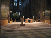 Blick zu Kopien von Dreik�nigsaltar (links) und Annenaltar (rechts) am 12.2.2007