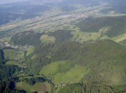 Blick vom Sohlacker nach Nordosten über Kappel-Kleintal und Laubisköpfle auf Kirchzarten und Stegen (links)