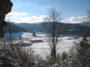 Blick von Ruine Wiesneck nach Südosten über Jockelshof und Erlenhof nach Himmelreich am 26.1.2007