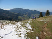 Blick vom Pa� nach Westen �ber Oberried zum Schauinsland am 11.3.2007