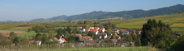 Blick nach Norden �ber Zunzingen bis zum Castellberg am 15.10.2007