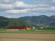 Tele-Blick vom Ebneter Wasserwerk nach Nordosten bis Stegen am 30.4.2008