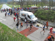 Blick nach Osten �ber die Dreisam am Sandfang am 6.4.2008 um 12 Uhr