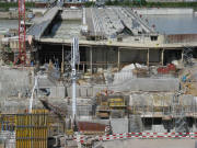 Tele-Blick über die Kraftwerkbaustelle am 14.8.2008 nach Norden 