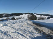 Blick vom Oberen Fahrenberg beim Bl�sibauernhof am 16.12.2008 nach Osten zu Beckenhof und Fahrenberg mit Wei�tannenh�he