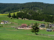 Blick vom Schafmeiershof nach Nordwesten zur Alten S�ge und Unterwirtshaus am 11.5.2008