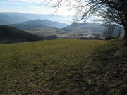 Blick vom Schmittenbach nach S�den �ber St.Peter zu Feldberg (links) und Schauinsland (rechts) am 10.2.2008