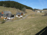 Blick nach Norden am 11.2.2008 �ber den Kn�pfleshof zum Lohrenhof 