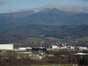 Tele-Blick vom Wolfsbuck �ber den Gundelfinger Rebberg hoch zum Kandel am 15.1.2008