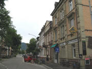 Blick nach S�dosten in die Wilhelmstrasse zu Buchhandlung Jos Fritz (rechts) am 31.7.2008
