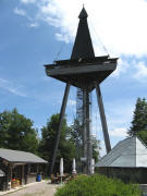 Blick nach Osten zum Gugelturm, Gugelst�ble (links) und Kapelle (rechts) am 19.6.2008