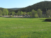 Blick nach Westen zum Friedhof von Lenzkirch am 14.5.2008