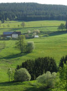 Tele-Blick nach Norden zum Hierahof am 13.5.2008