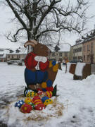 Ostersonntag 2008 in St.Peter - der Osterhas im Schnee