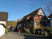Blick nach Nordosten zum Gasthaus Sonne in Amoltern am 15.11.2008