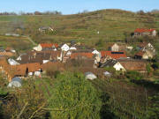 Blick nach Norden �ber Amoltern zu Heide (oben rechts) und Steinhaldehof am 15.11.2008