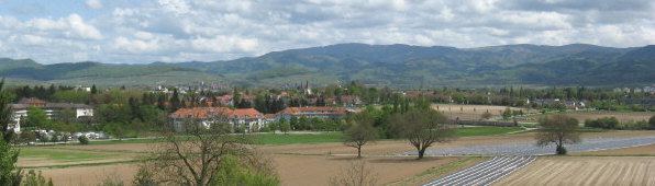 Blick vom Rebberg nach Nordosten �ber Bad Krozingen zum Schauinsland am 1.5.2008