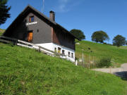 Blick nach Westen hoch zum Bergwacht-Haus am Rundweg 24.8.2008