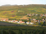 Blick vom Batzenberg nach Osten übers Schneckental auf Öhlingsweiler zum Äußeren Berg am 19.10.2008