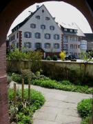 Blick aus der Johanneskapelle nach S�den zum B�ren am 10.4.2009