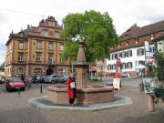 Blick nach Norden zum Rathaus Herbolzheim am 28.4.2009